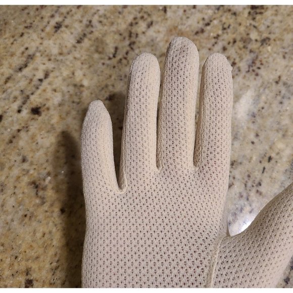 Vintage Size M Stretch Nylon Formal Beige 8" Gloves Pleated Fan Wrist Helanca - Picture 16 of 16